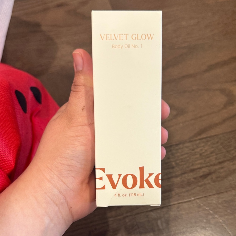 Evoke Velvet Glow Body Oil